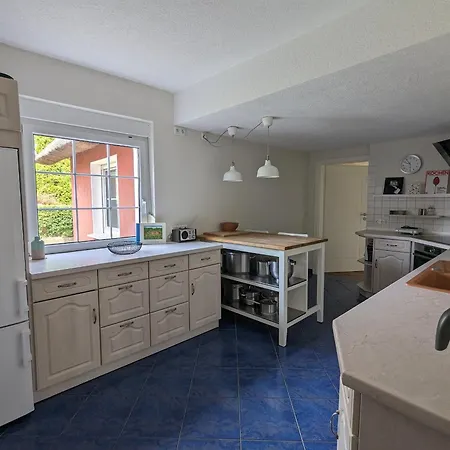 Holiday home Aantengoessel