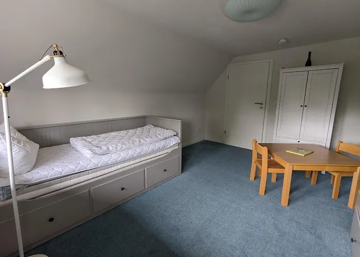 Nyaraló Aantengoessel Born